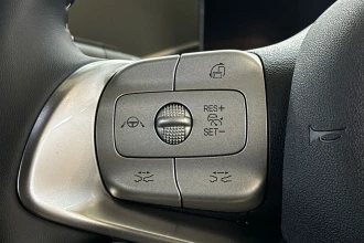 Vehicle Thumbnail 23