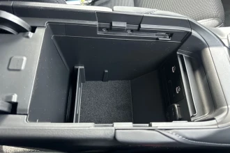 Vehicle Thumbnail 36