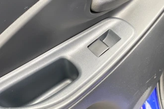 Vehicle Thumbnail 18
