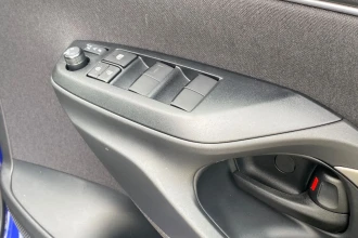 Vehicle Thumbnail 23