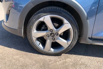 Vehicle Thumbnail 19