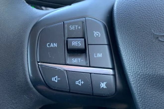Vehicle Thumbnail 23