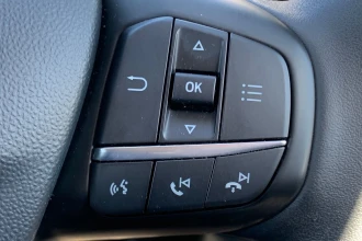 Vehicle Thumbnail 26