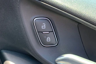 Vehicle Thumbnail 33