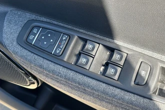 Vehicle Thumbnail 23
