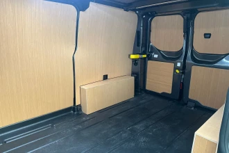 Vehicle Thumbnail 16