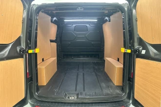 Vehicle Thumbnail 17