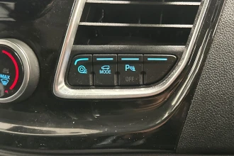 Vehicle Thumbnail 30