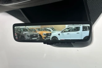 Vehicle Thumbnail 32