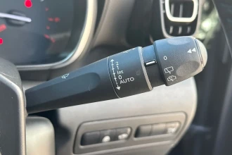 Vehicle Thumbnail 23