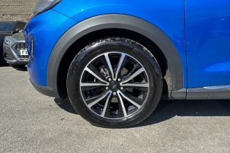 Vehicle Thumbnail 11