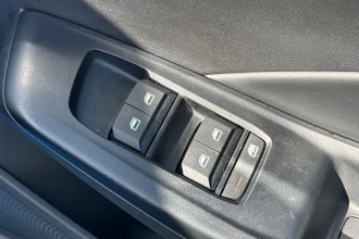 Vehicle Thumbnail 25