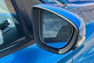 Vehicle Thumbnail 30