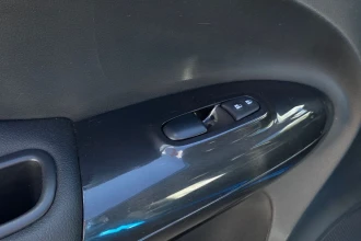 Vehicle Thumbnail 18