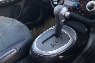 Vehicle Thumbnail 32