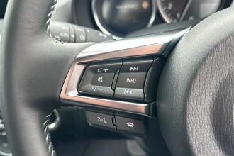 Vehicle Thumbnail 20