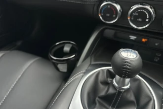 Vehicle Thumbnail 32