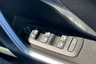 Vehicle Thumbnail 24