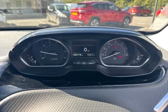 Vehicle Thumbnail 35
