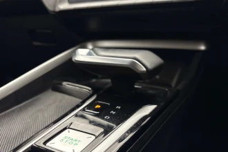 Vehicle Thumbnail 8