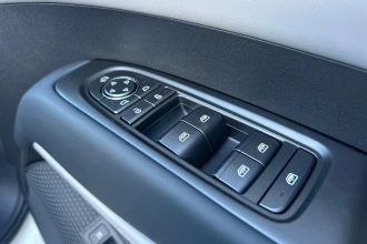 Vehicle Thumbnail 24