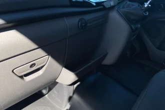 Vehicle Thumbnail 30