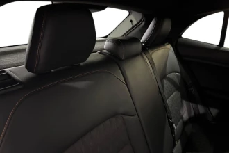 Vehicle Thumbnail 15