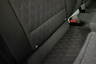 Vehicle Thumbnail 19