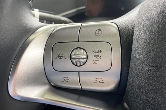 Vehicle Thumbnail 20