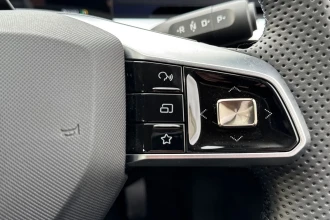 Vehicle Thumbnail 40
