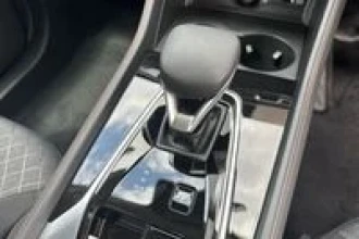 Vehicle Thumbnail 36
