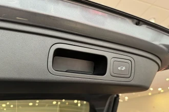 Vehicle Thumbnail 18