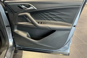 Vehicle Thumbnail 20