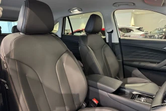Vehicle Thumbnail 23