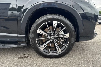Vehicle Thumbnail 18