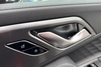 Vehicle Thumbnail 25