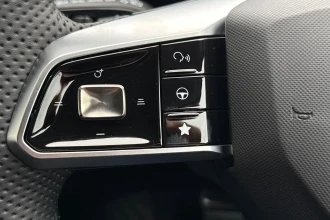 Vehicle Thumbnail 33