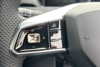Vehicle Thumbnail 28