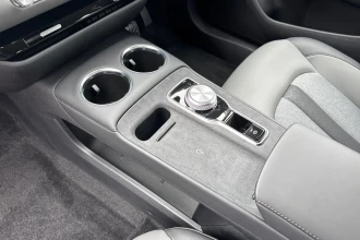 Vehicle Thumbnail 24