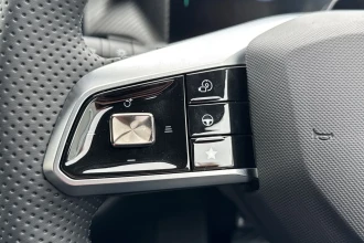 Vehicle Thumbnail 30