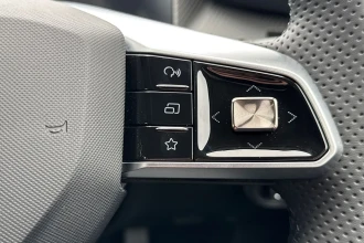 Vehicle Thumbnail 31