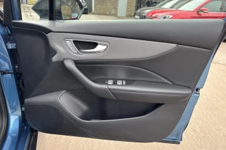 Vehicle Thumbnail 24