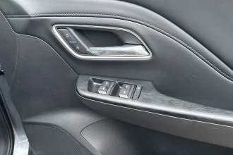 Vehicle Thumbnail 25