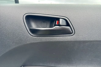 Vehicle Thumbnail 24