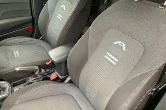 Vehicle Thumbnail 18