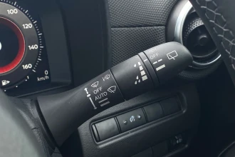 Vehicle Thumbnail 30