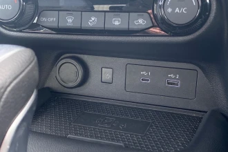 Vehicle Thumbnail 32