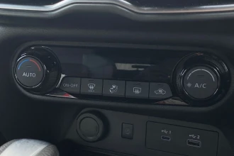 Vehicle Thumbnail 33