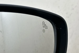 Vehicle Thumbnail 26