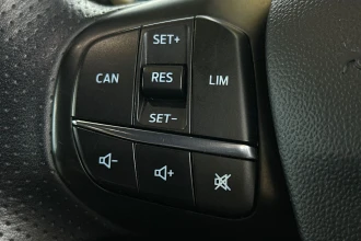 Vehicle Thumbnail 26